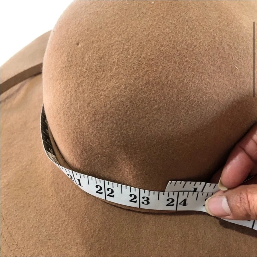 Tan/brown for all season hat 100% Australia wool